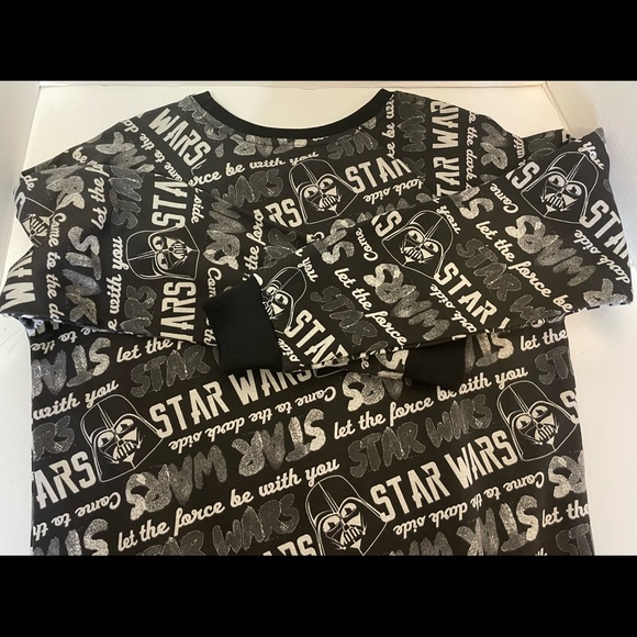 Star Wars Junior Size Medium 7/9 Pull Over Sweatshirt Darth Vader Wording - Picture 6 of 14